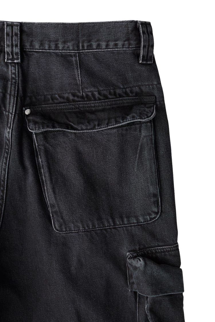 H_&M BAGGY CARGO JEANS